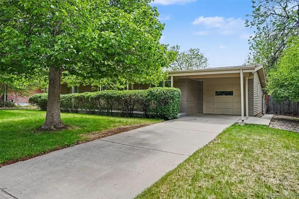 748 W Larigo Avenue Littleton CO 80120