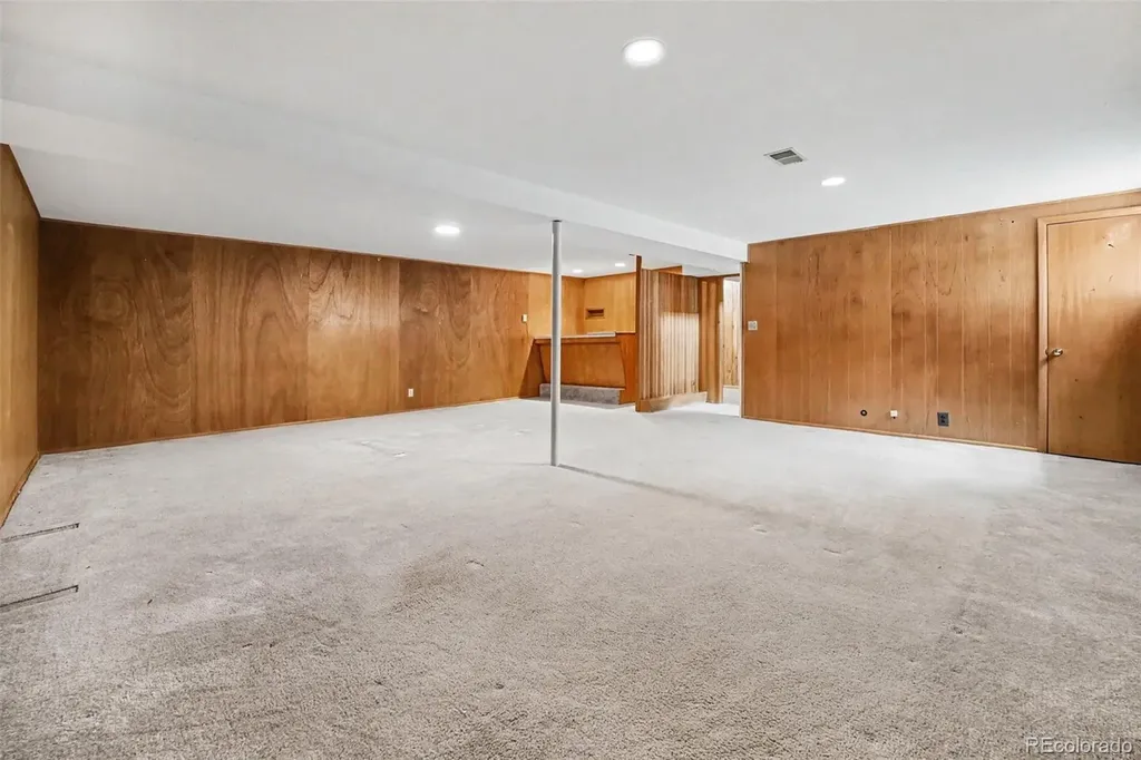 748 W Larigo Avenue Littleton CO 80120
