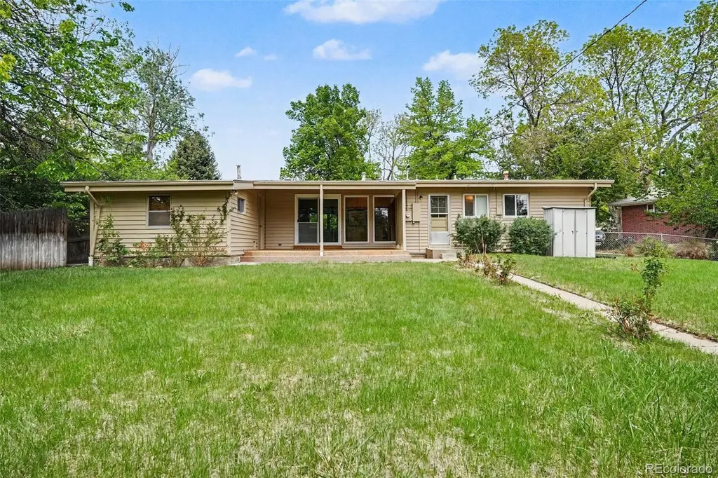 748 W Larigo Avenue Littleton CO 80120