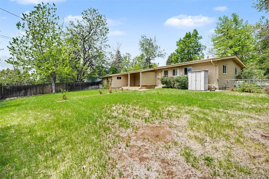 748 W Larigo Avenue Littleton CO 80120