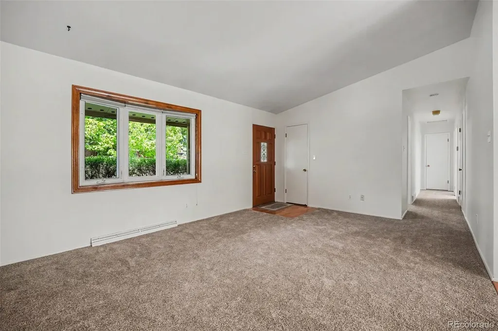 748 W Larigo Avenue Littleton CO 80120