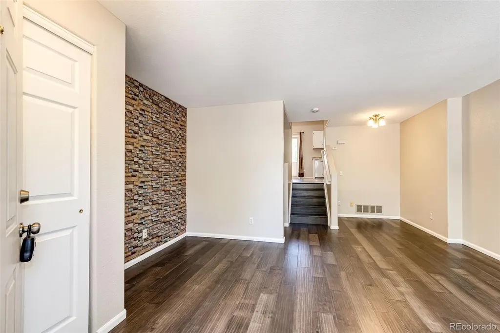 4572 S Crystal Way Aurora CO 80015