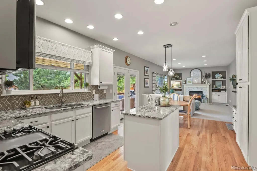 8980 Miners Drive Highlands Ranch CO 80126