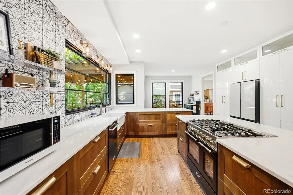 3144 Greensborough Drive Littleton CO 80129