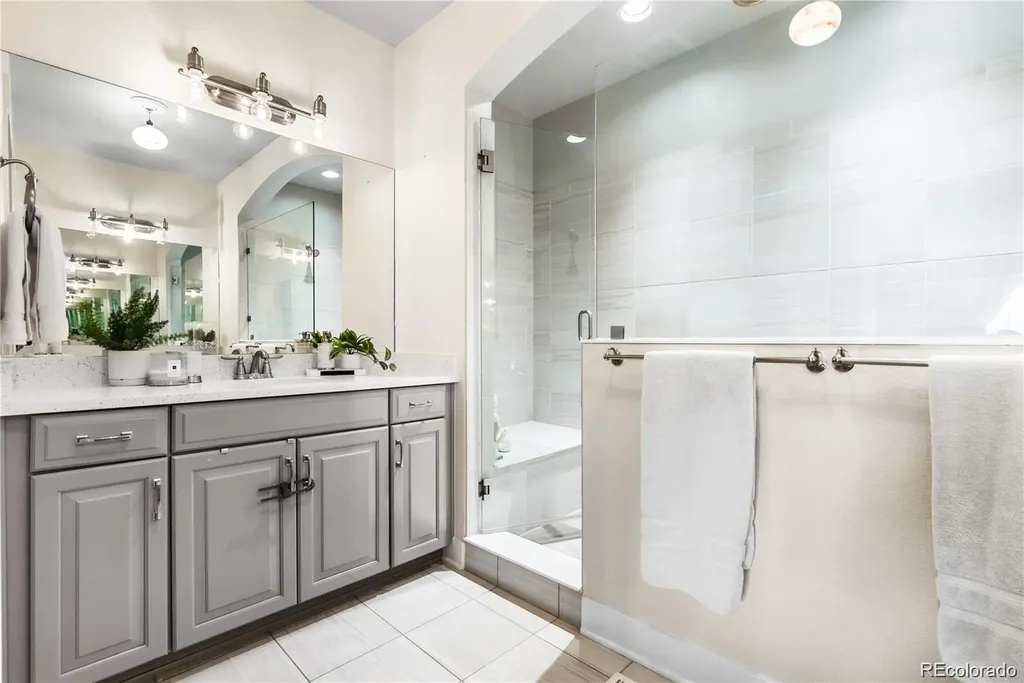 5417 Valentia Street Denver CO 80238