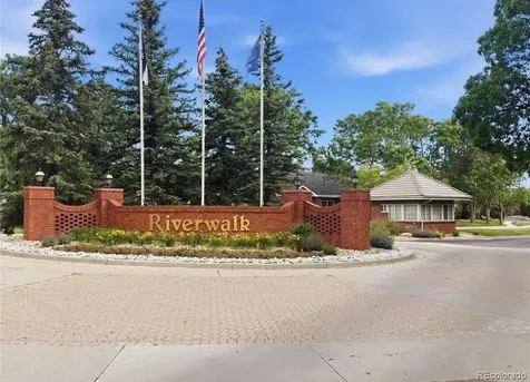 2760 W Greens Court Littleton CO 80123