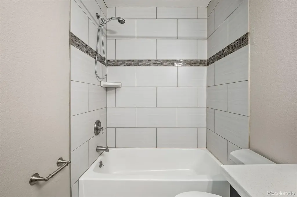 1752 W 40th Avenue Denver CO 80211