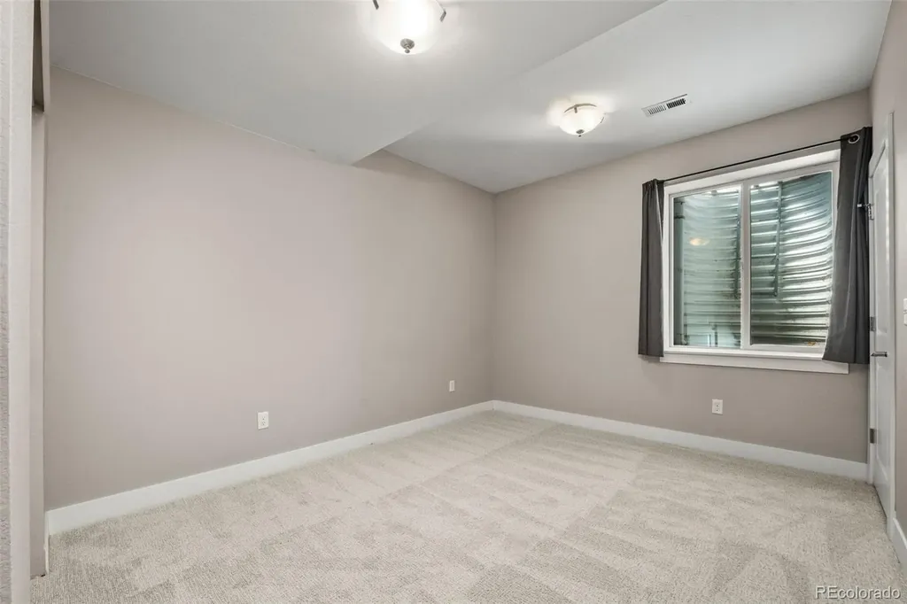 1752 W 40th Avenue Denver CO 80211