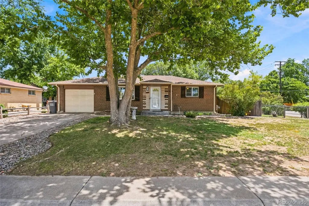 8402 Chase Street Arvada CO 80003