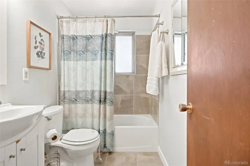 8402 Chase Street Arvada CO 80003