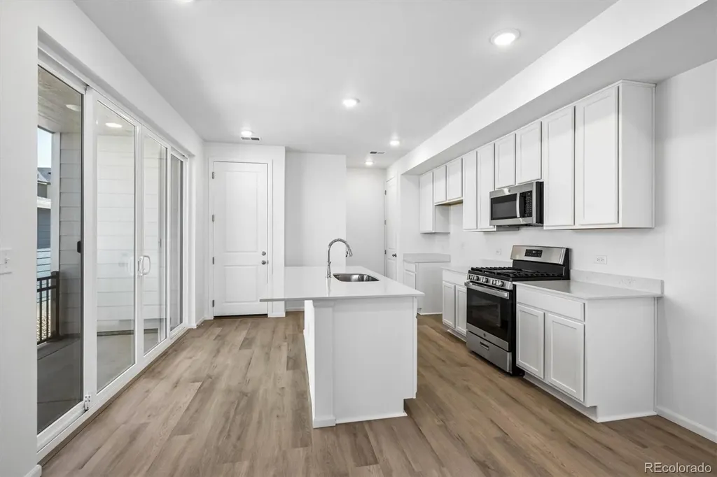 542 Pagosa Street Aurora CO 80017