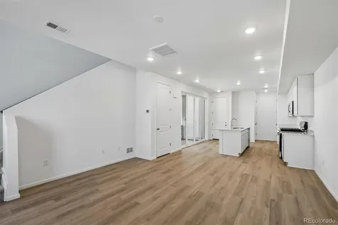 542 Pagosa Street Aurora CO 80017