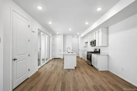 542 Pagosa Street Aurora CO 80017