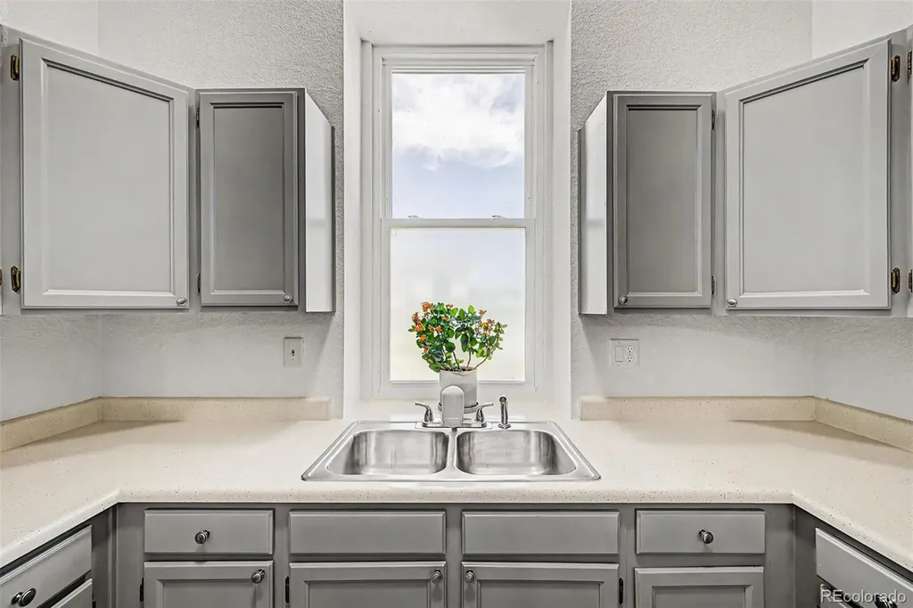 21584 E Powers Place Aurora CO 80015