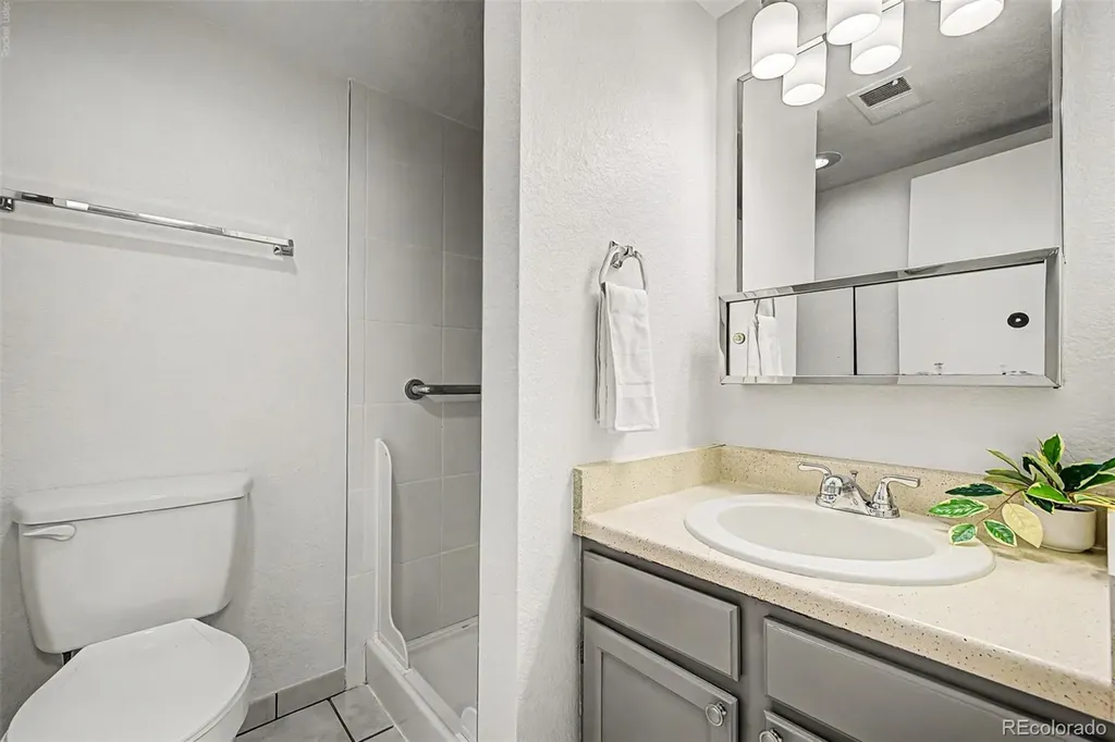 21584 E Powers Place Aurora CO 80015