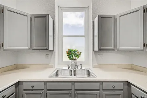 21584 E Powers Place Aurora CO 80015