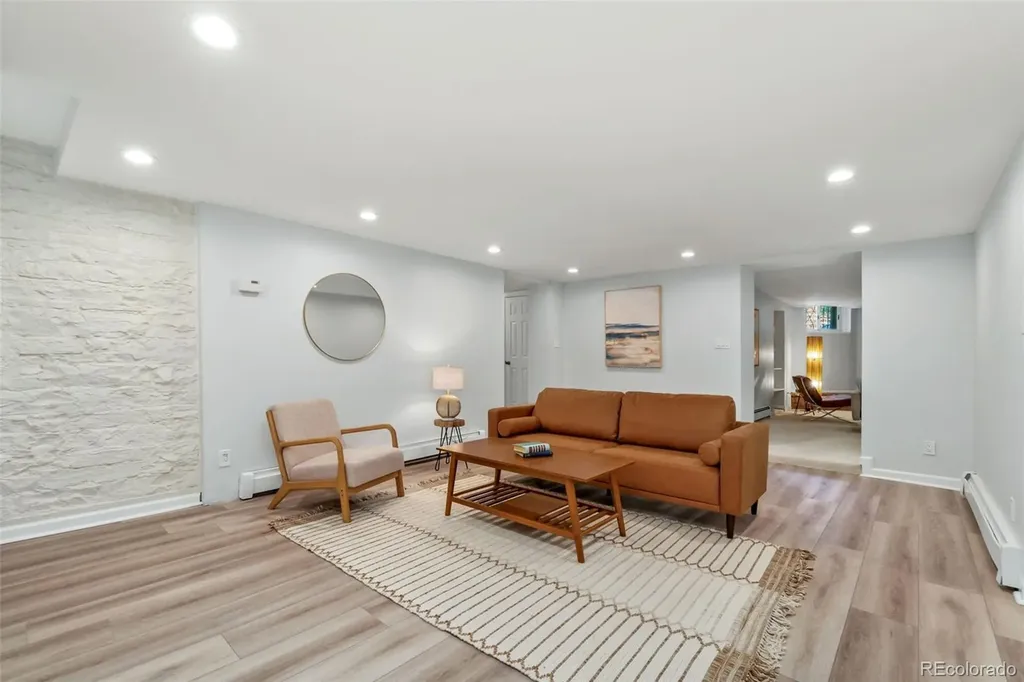 1165 N Pennsylvania Street Denver CO 80203