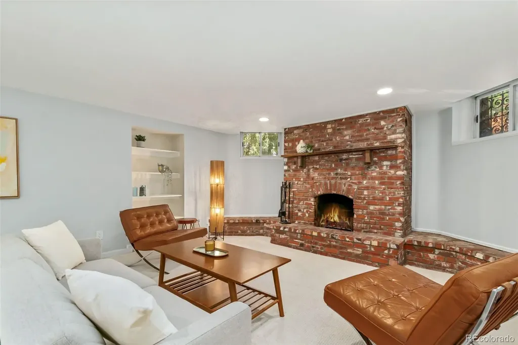 1165 N Pennsylvania Street Denver CO 80203
