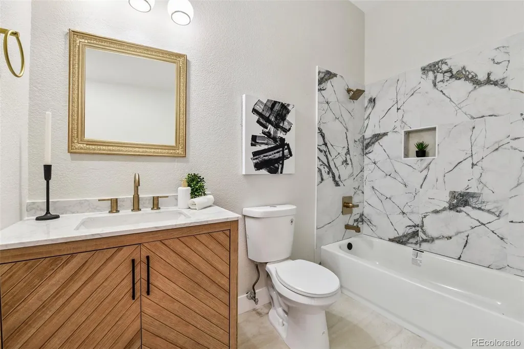 5211 E 119th Court Denver CO 80233