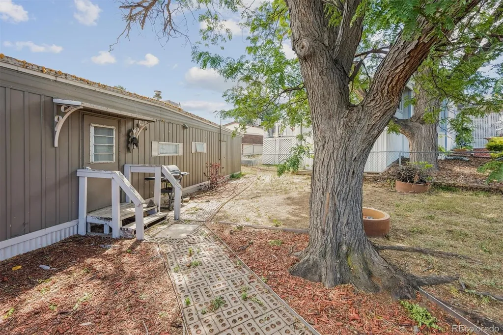 1801 W 92nd Avenue Denver CO 80260