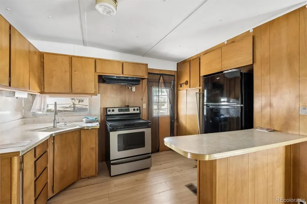 1801 W 92nd Avenue Denver CO 80260