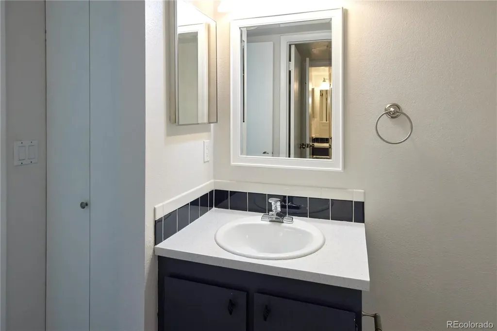14110 E Temple Drive Aurora CO 80015