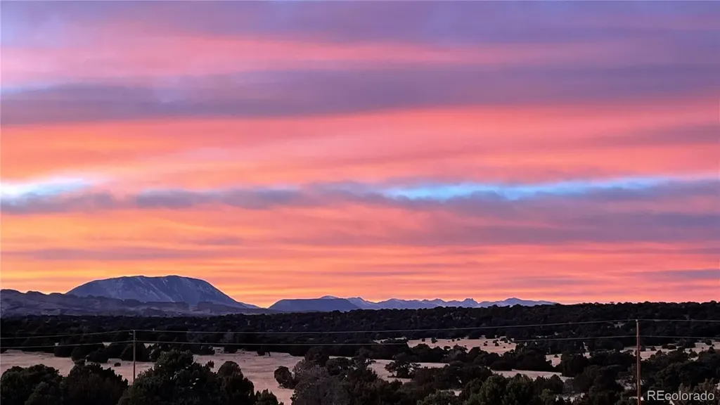 L64 F4 Navajo Ranch Resorts Walsenburg CO 81089