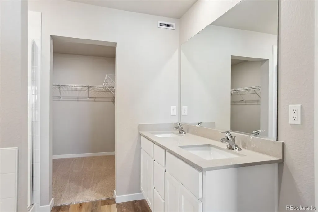 48180 Shetland Drive Bennett CO 80102