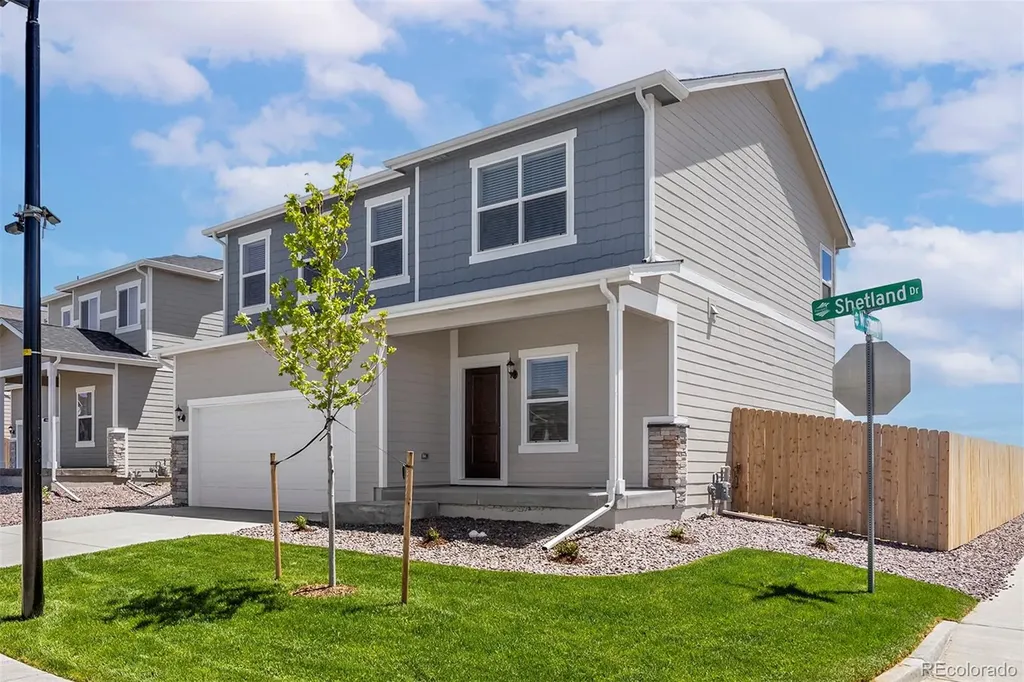 48180 Shetland Drive Bennett CO 80102