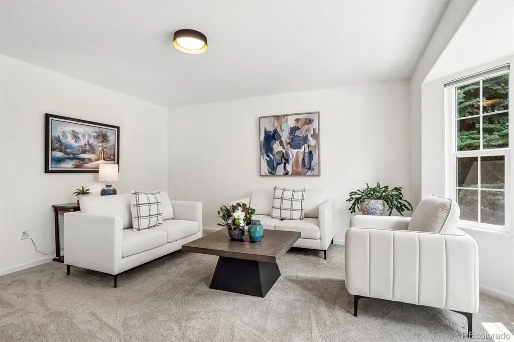 6129 S Newark Way Englewood CO 80111