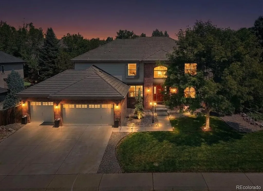 6129 S Newark Way Englewood CO 80111