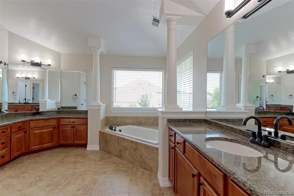 6260 Saddleback Avenue Longmont CO 80504