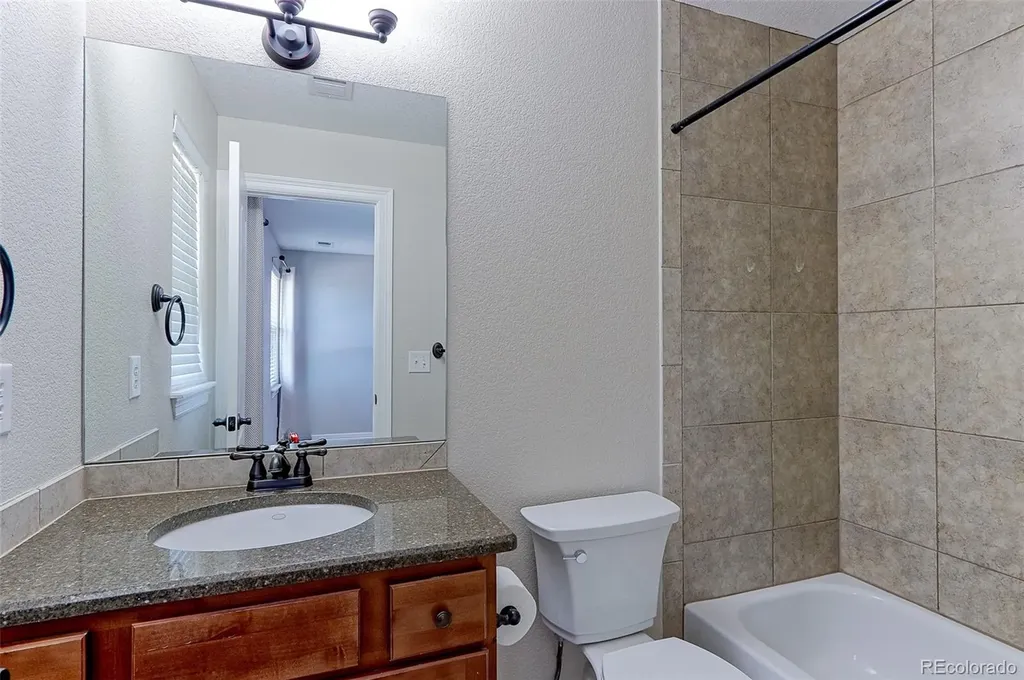 6260 Saddleback Avenue Longmont CO 80504