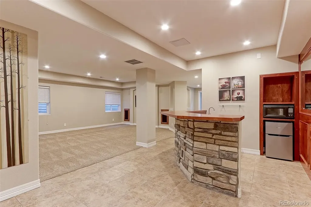 6260 Saddleback Avenue Longmont CO 80504