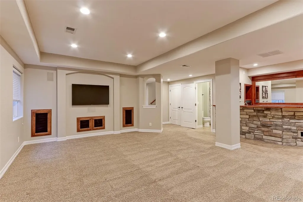 6260 Saddleback Avenue Longmont CO 80504