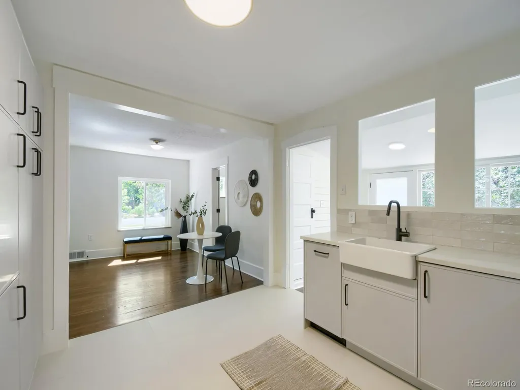 4985 Newton Street Denver CO 80221