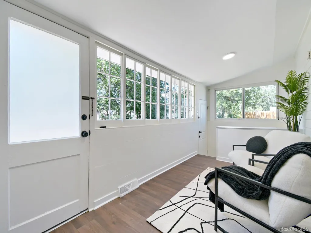 4985 Newton Street Denver CO 80221