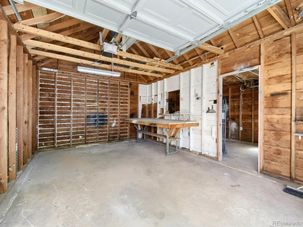4985 Newton Street Denver CO 80221