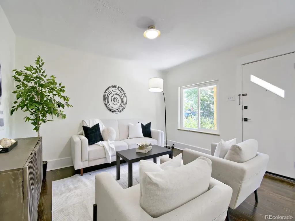 4985 Newton Street Denver CO 80221