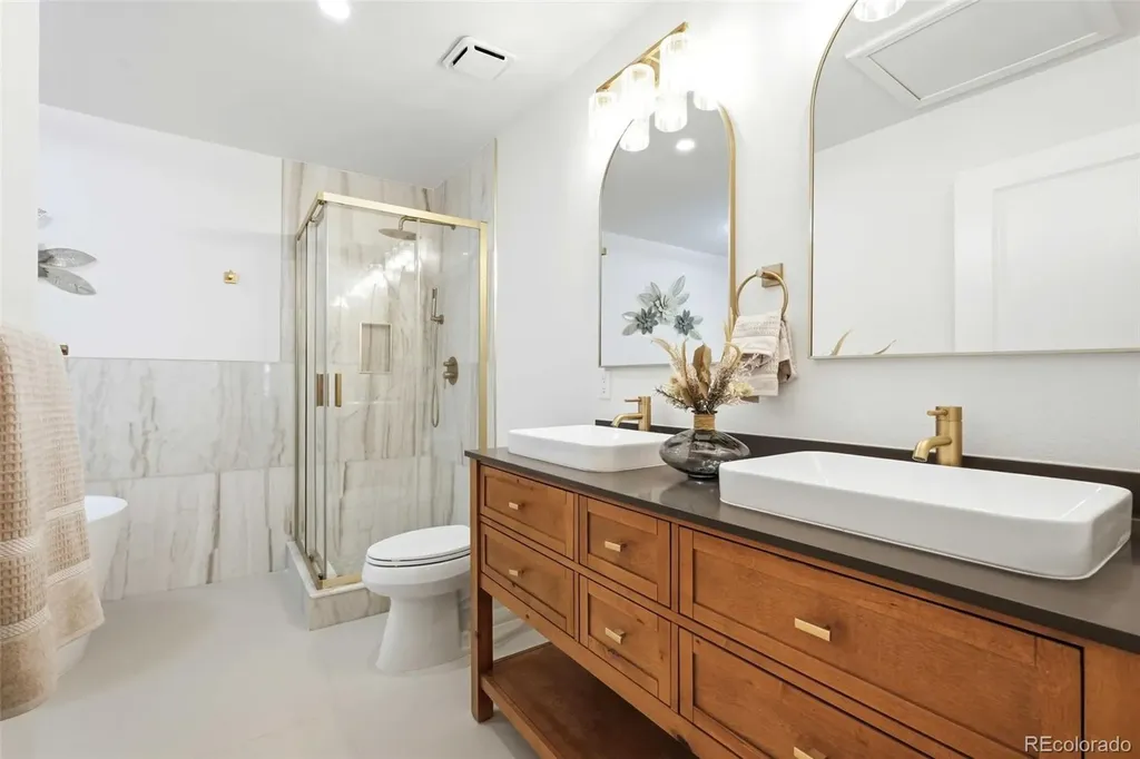 2713 S Paris Place Aurora CO 80014