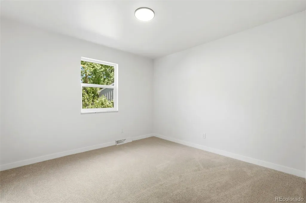 2713 S Paris Place Aurora CO 80014