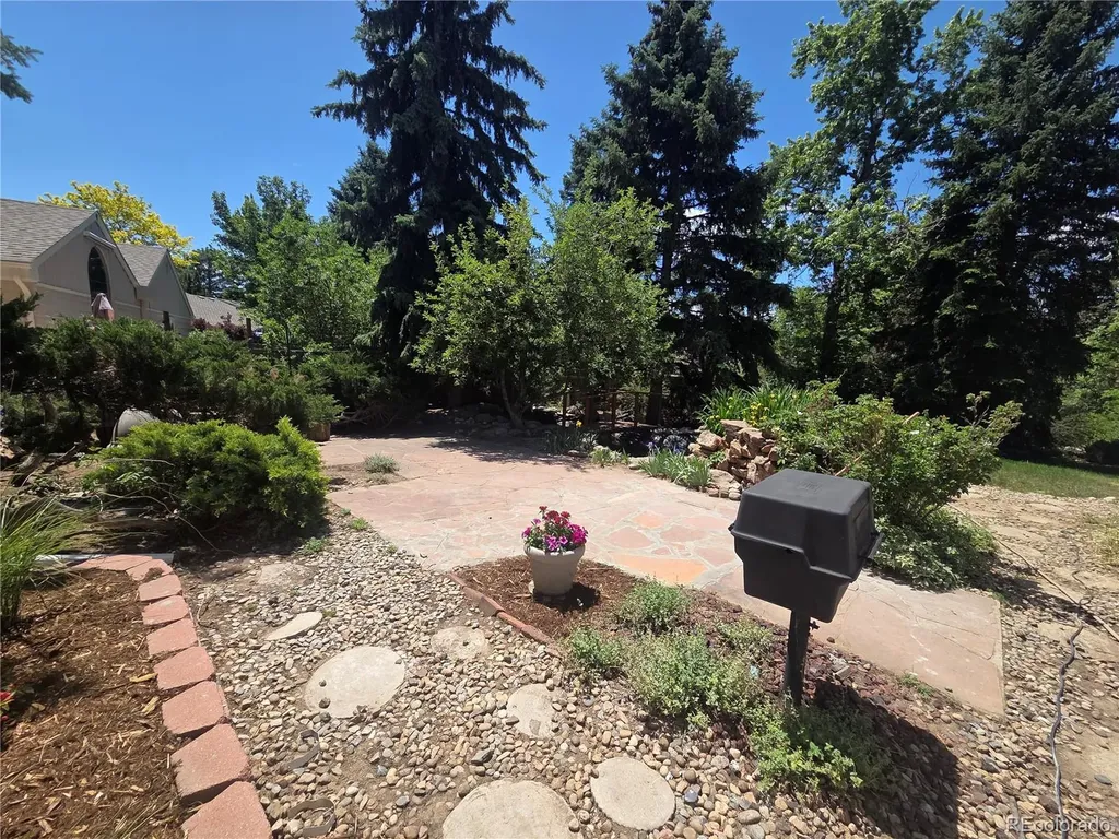2713 S Paris Place Aurora CO 80014
