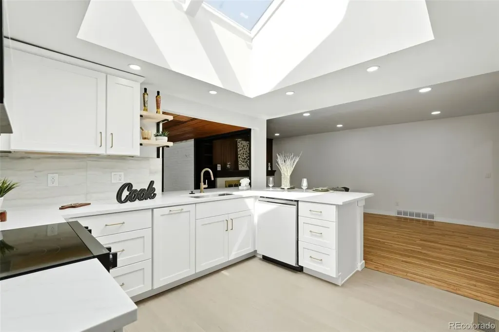 2713 S Paris Place Aurora CO 80014