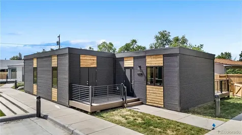 1959 Blackhawk Street Aurora CO 80011