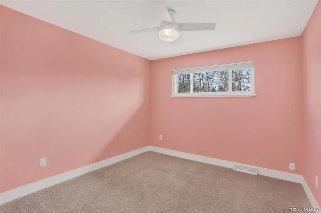 6174 S Fairfield Street Littleton CO 80120