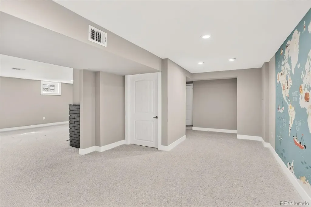 6174 S Fairfield Street Littleton CO 80120