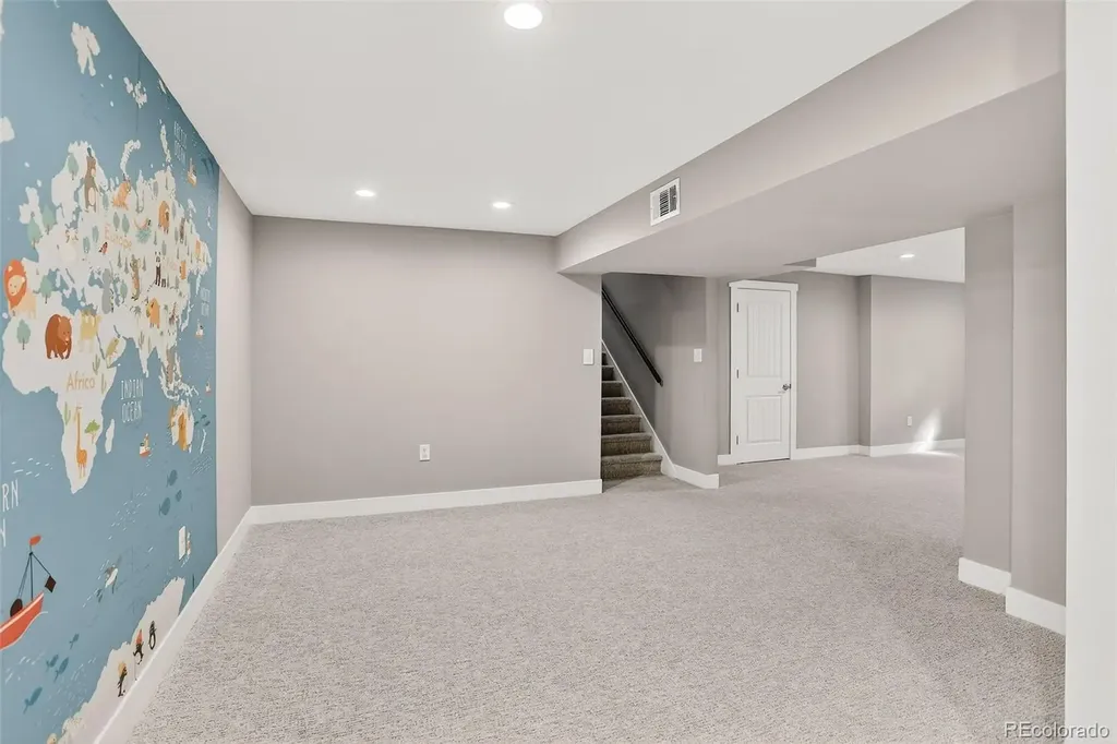 6174 S Fairfield Street Littleton CO 80120