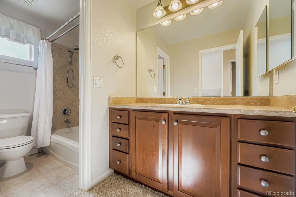 22754 E Rowland Drive Aurora CO 80016
