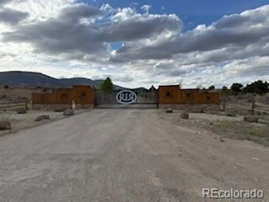 553 E Pfeiffer Loop South Fork CO 81154