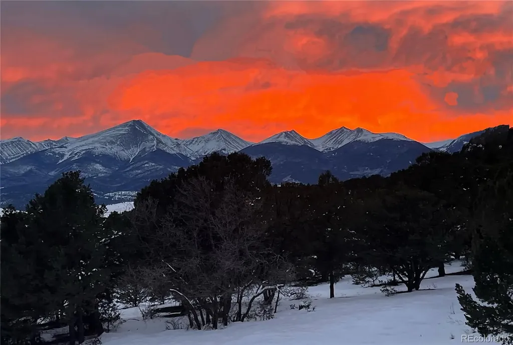 100 Reatta Road Westcliffe CO 81252